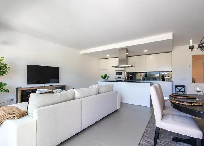 The Concierge - Amazing Pool & Sunshine Appartement