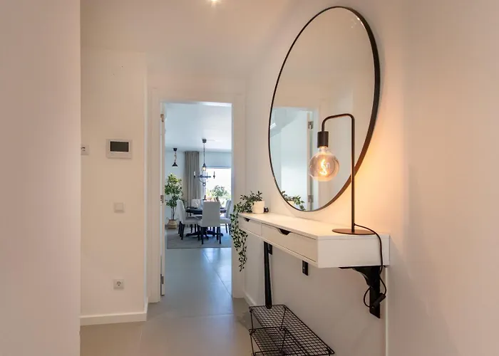 The Concierge - Amazing Pool & Sunshine Appartement