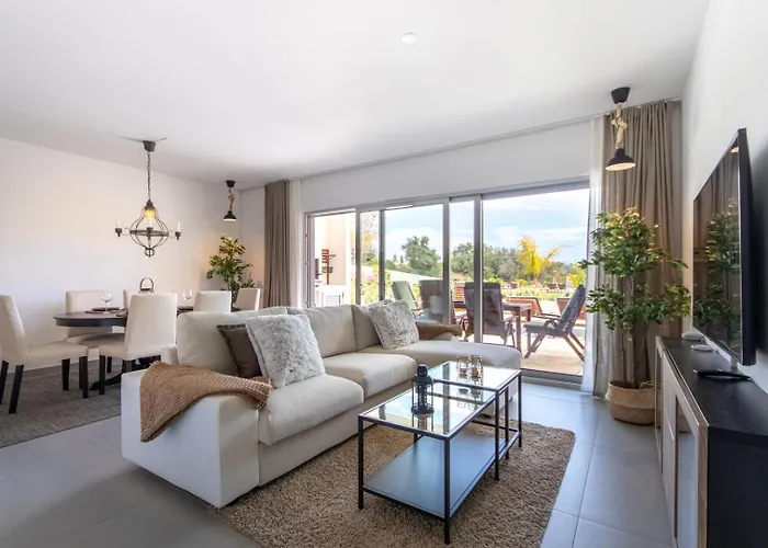 The Concierge - Amazing Pool & Sunshine Appartement