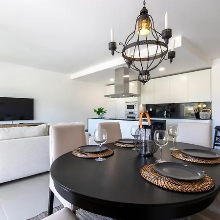 The Concierge - Amazing Pool & Sunshine * אלבופיירה